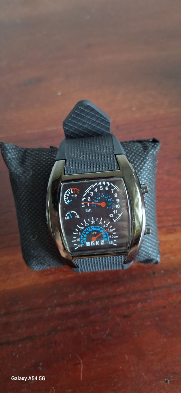 Orologi: Watch LED Design – Nuovo e nell'imballaggio originale da Winterthur venduto da Ajcps 2