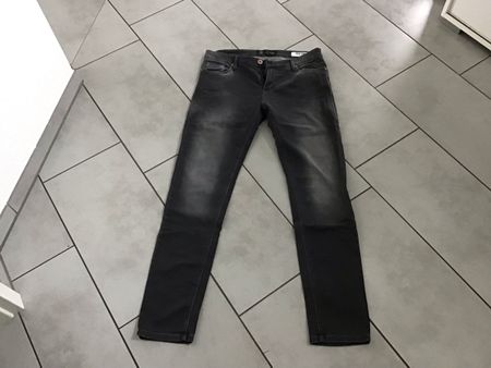 Graue Jeans Hose 34