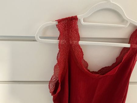 Rotes Top mit Spitze, Grösse L/XL ( Kaffe Curve)
