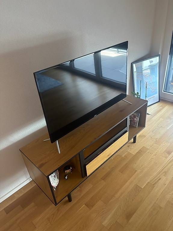 Jysk TV Möbel: Meuble télé à vendre – Gebraucht aus Delémont von pek_nlq7 1
