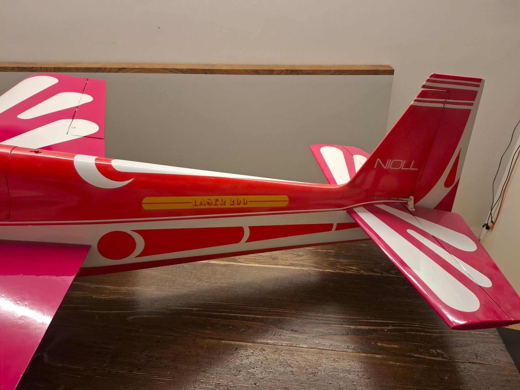 Modellismo RC: Laser 200 Kunstflugmodell 178 cm – Difettoso da Winterthur venduto da Korben_Dallas 7