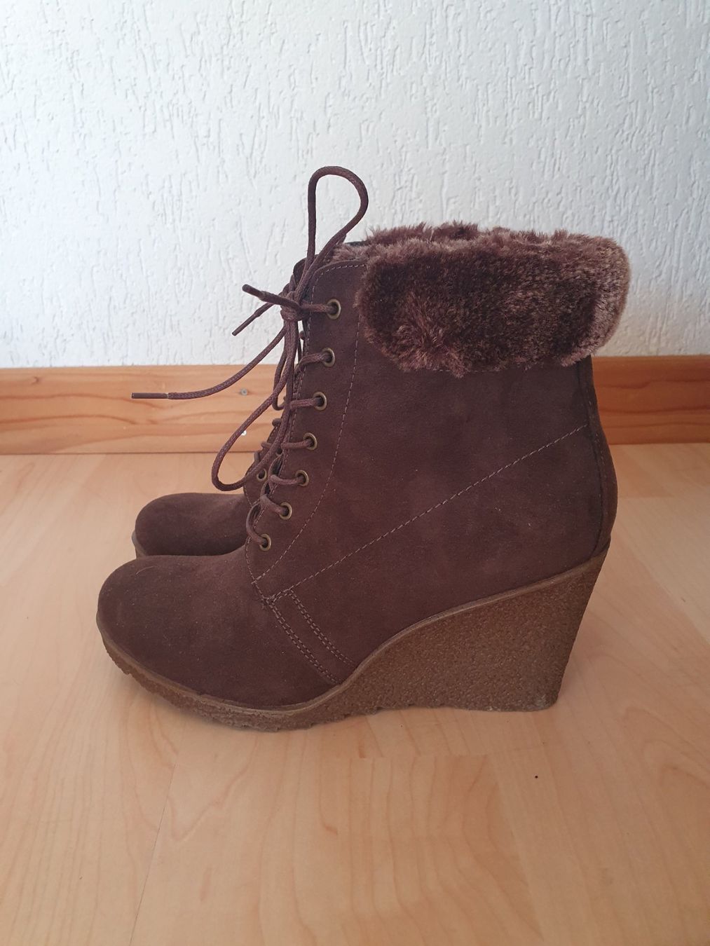 Scarpe da donna: Schuhe "Stiefel" braun – Usato da Haag (Rheintal) venduto da sch_2zy9 1
