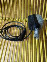 Akg D12