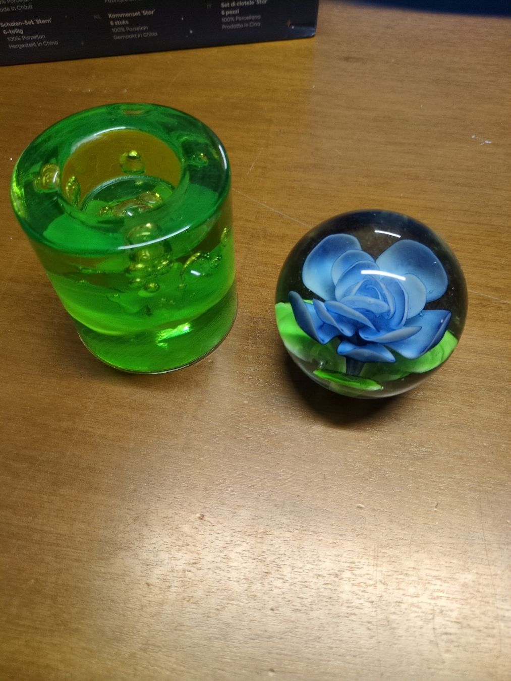 Tutte le decorazioni: TeeLicht und Kugel mit Blume – Usato da Meilen venduto da Frensch7
