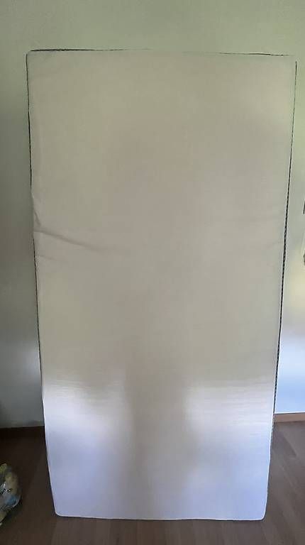 Matelas: Gratis: Matratze 200 x 100 x 18cm – D'occasion à Winterthur par Brummbaer1 2