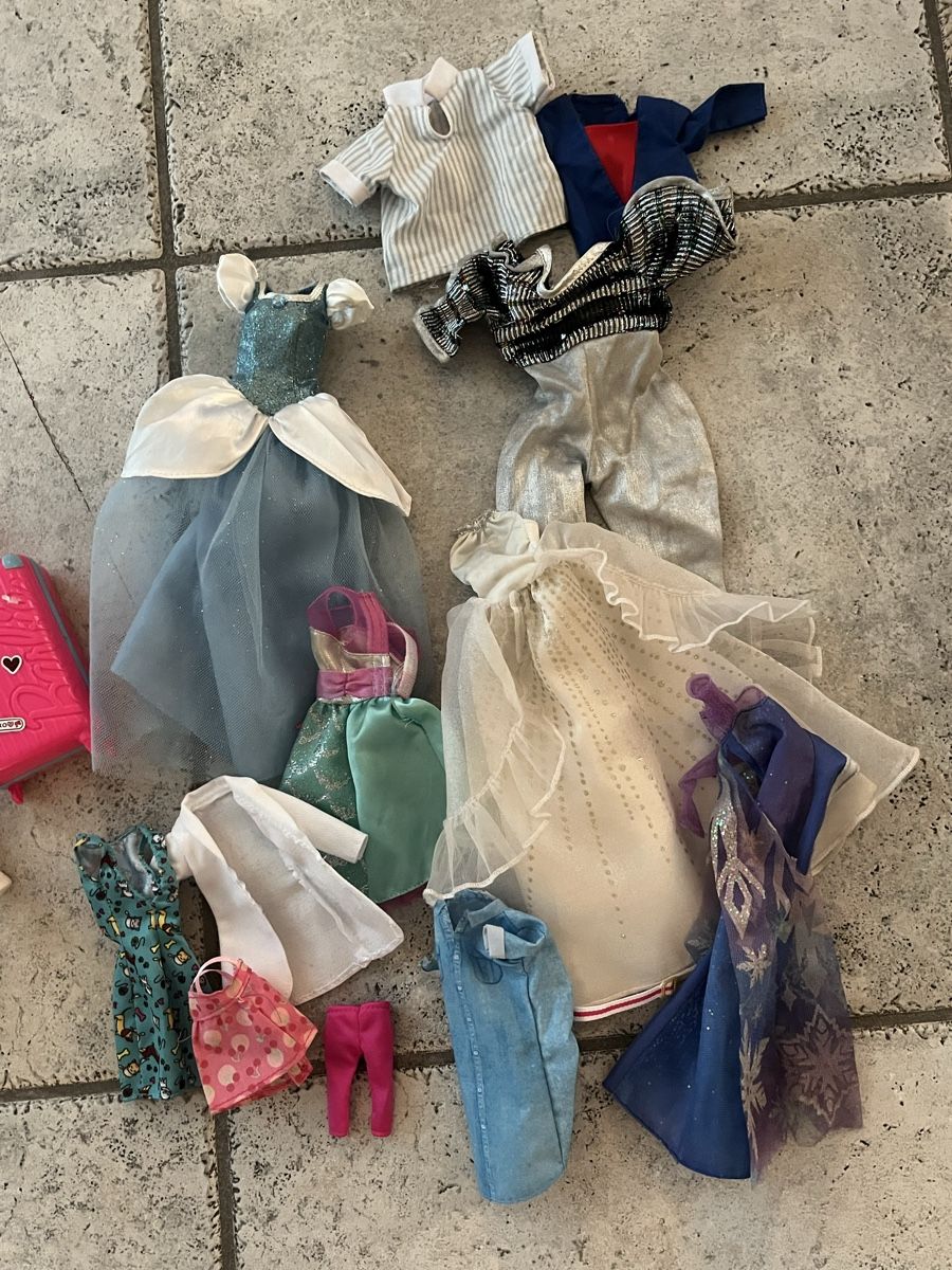Giocattoli: Grosses Barbiepaket – Usato da Suhr venduto da rugeli02 4