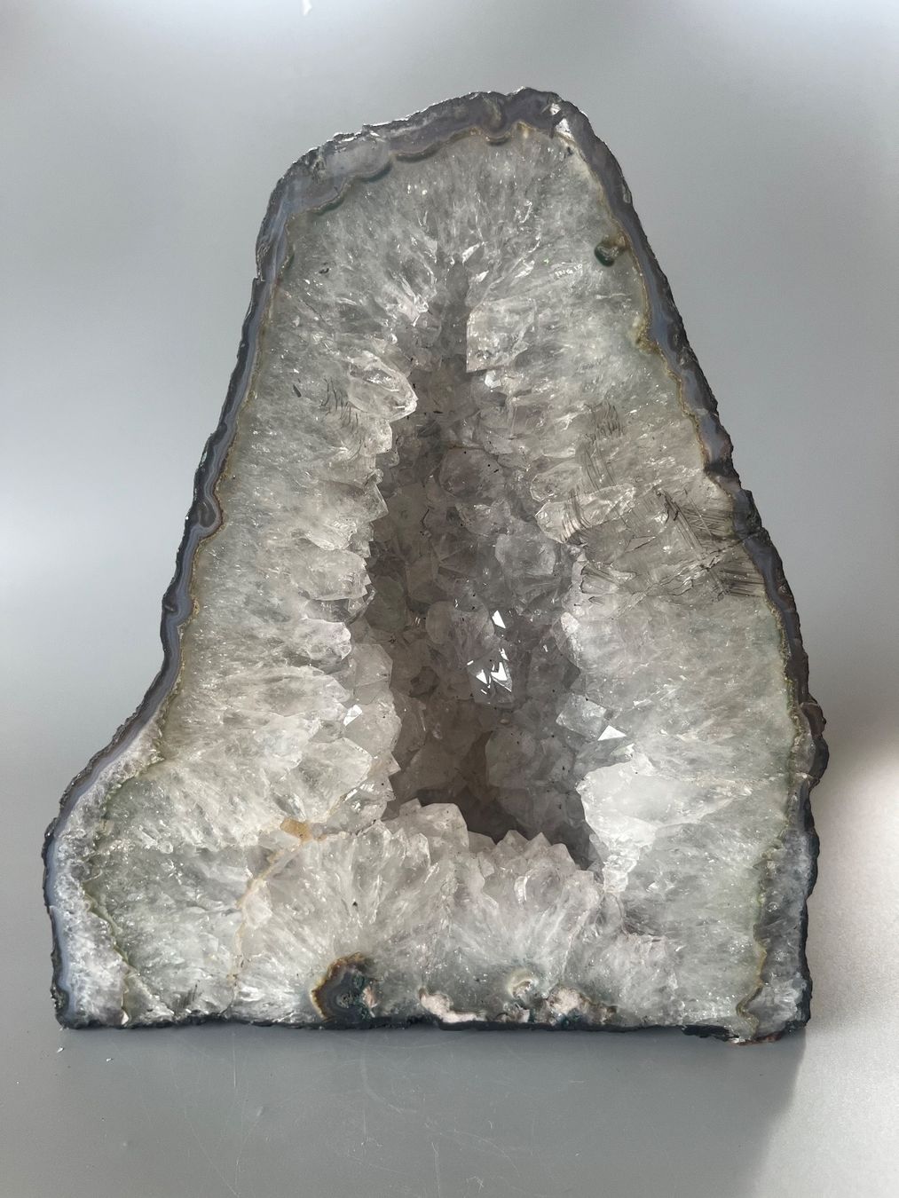 Tutte le decorazioni: Wunderschöne Kristall Geode 29x25cm – Nuovo e nell'imballaggio originale da Zürich venduto da unique2010 3