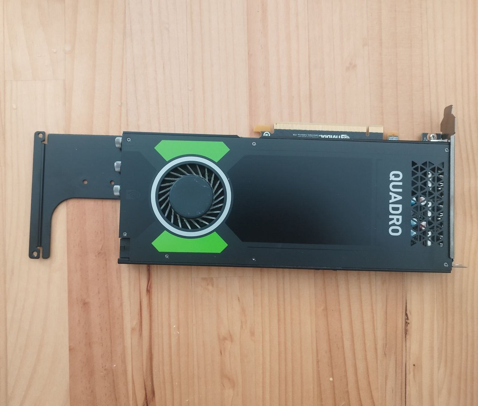 Nvidia Schede grafiche: Nvidia Quadro P4000 8GB – Usato da Heerbrugg venduto da fra_6jds