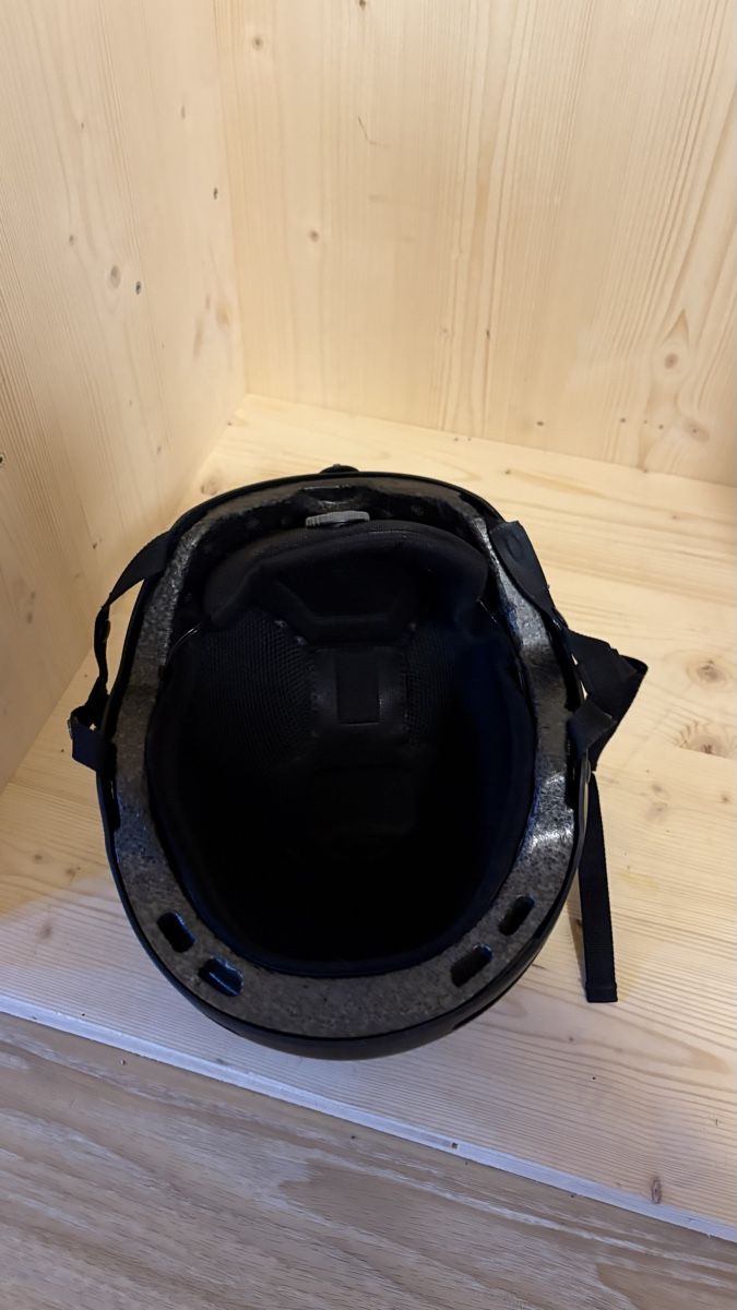Oakley Helme: Oakley Helm – Gebraucht aus Laax GR von diana.zemp 1