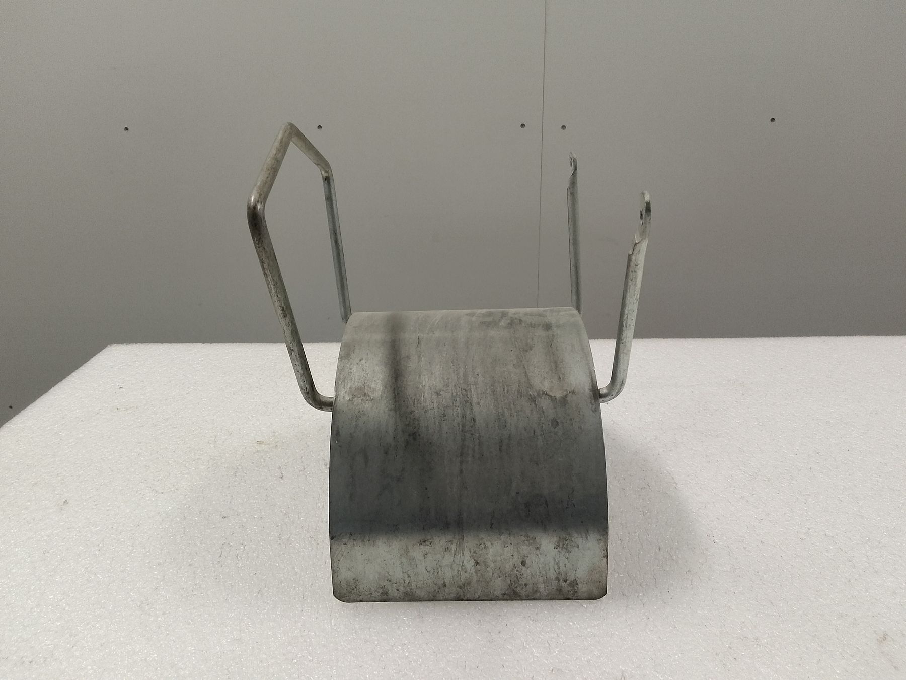 Supporti a parete: Schlauchhalterung – Usato da Trubschachen venduto da Caddy8 4