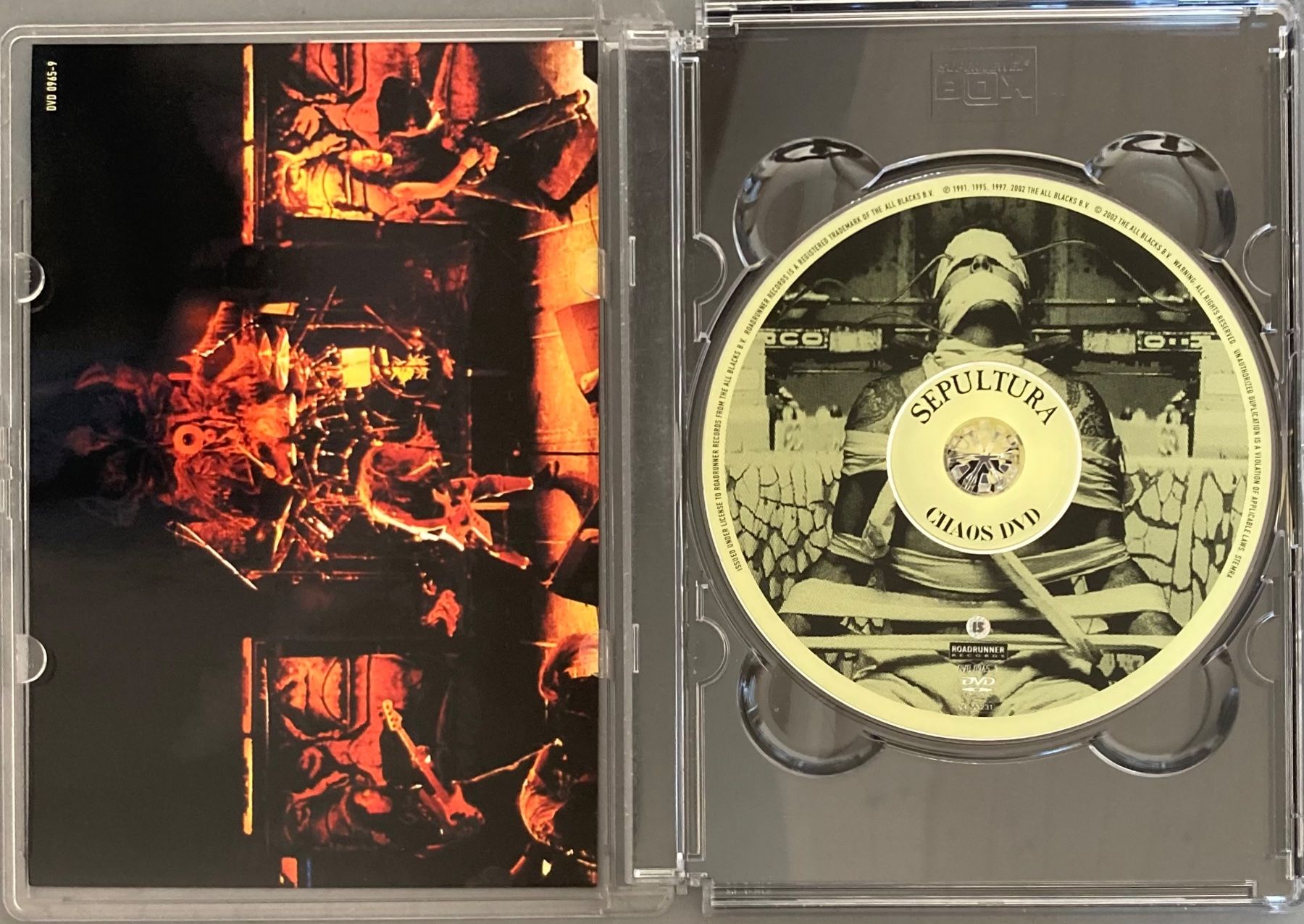Alle DVDs: SEPULTURA - CHAOS DVD – Gebraucht aus Poliez-Pittet von Newtown-Records 2