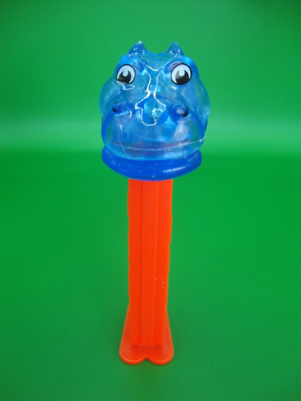 Pez Statuette: BLAUES KROKODIL PEZ DISPENSER 1995 – Usato da Basel venduto da pink2010