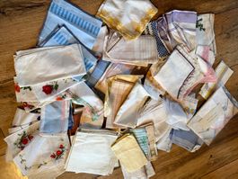 65 Stück neu & alt Damen Taschentücher Konvolut 1c