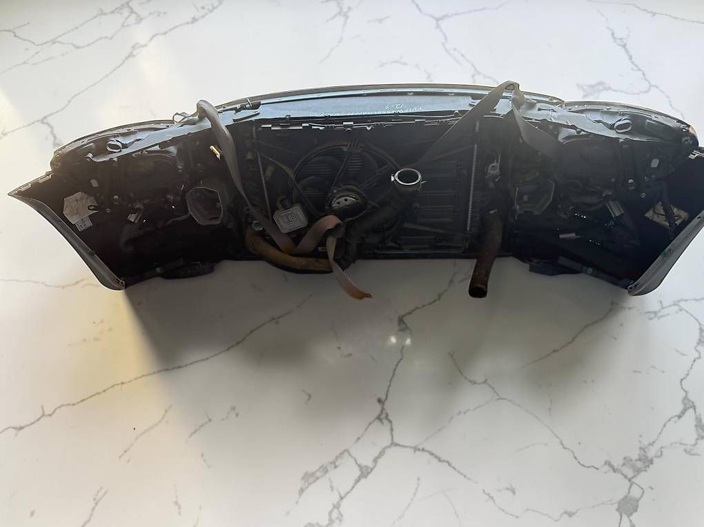 Automobili: Volvo V60 2010 - 2014 Frontpaket – Usato da Safenwil venduto da Optimec_GmbH 4