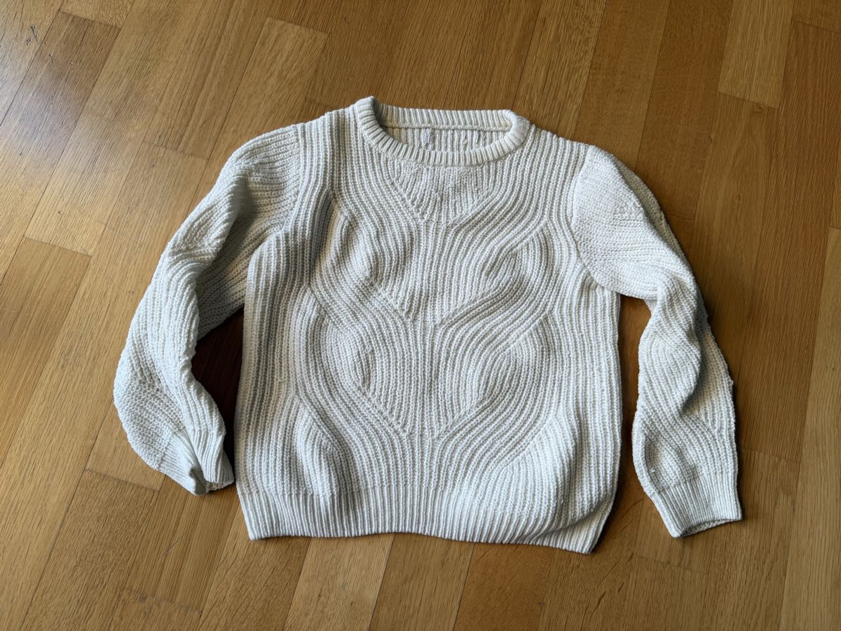 Manor Pulls et sweat-shirts: Strickpulli creme, Grösse 116 – D'occasion à Illnau par Chabelita84