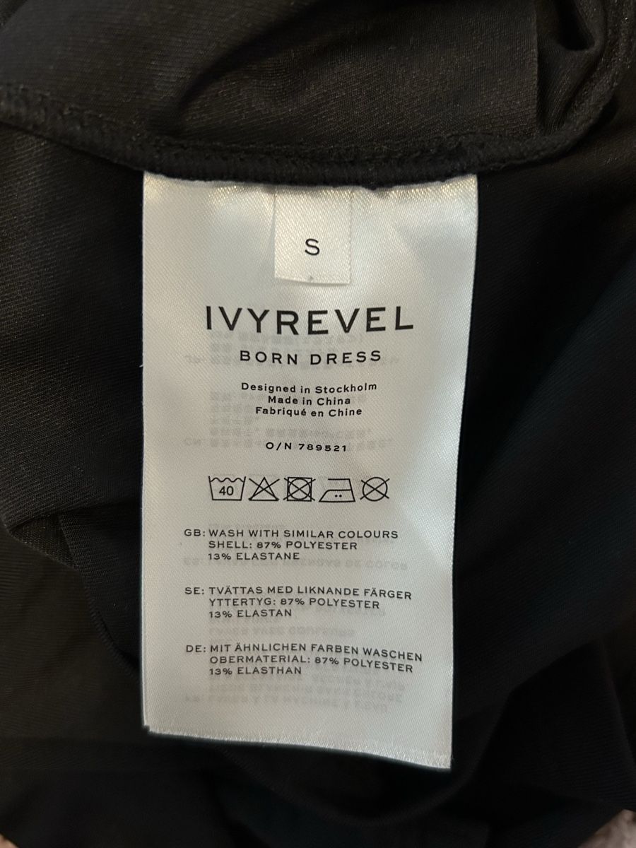 Vestiti: Ivy Revel Kleid Schwarz Gr. S – Nuovo (secondo la descrizione) da Zürich venduto da LeaMilj 1