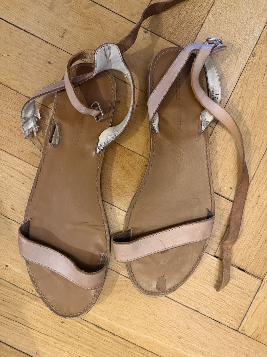 Windsor Scarpe da donna: Sandales Windsor Smith usées taille 41 – Usato da Lausanne venduto da Stephaniesdressing 1