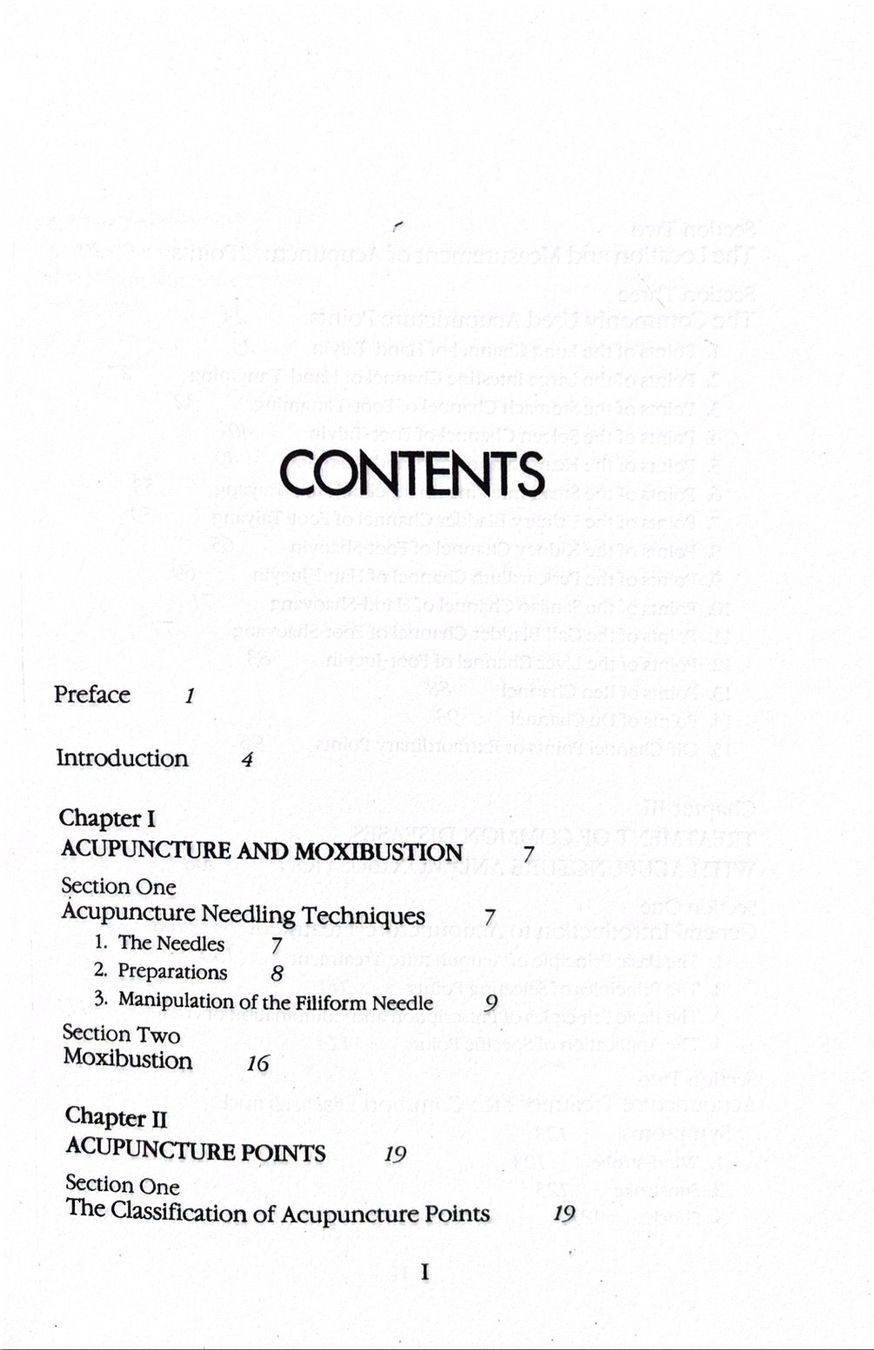 Libri: Acupuncture and Moxibustion – Nuovo (secondo la descrizione) da Sarnen venduto da Livres 3