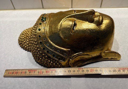 Statuette: Wunderschöner, älterer goldfarbiger Buddha-Kopf aus Holz – Usato da Gossau/ZH venduto da amazonas66 5