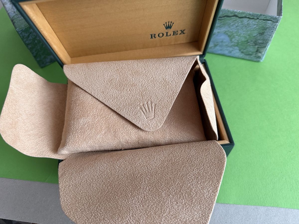 Rolex Orologi: Rolex Box model 68.00.08 – Usato da Bassecourt venduto da 59.00chf 1