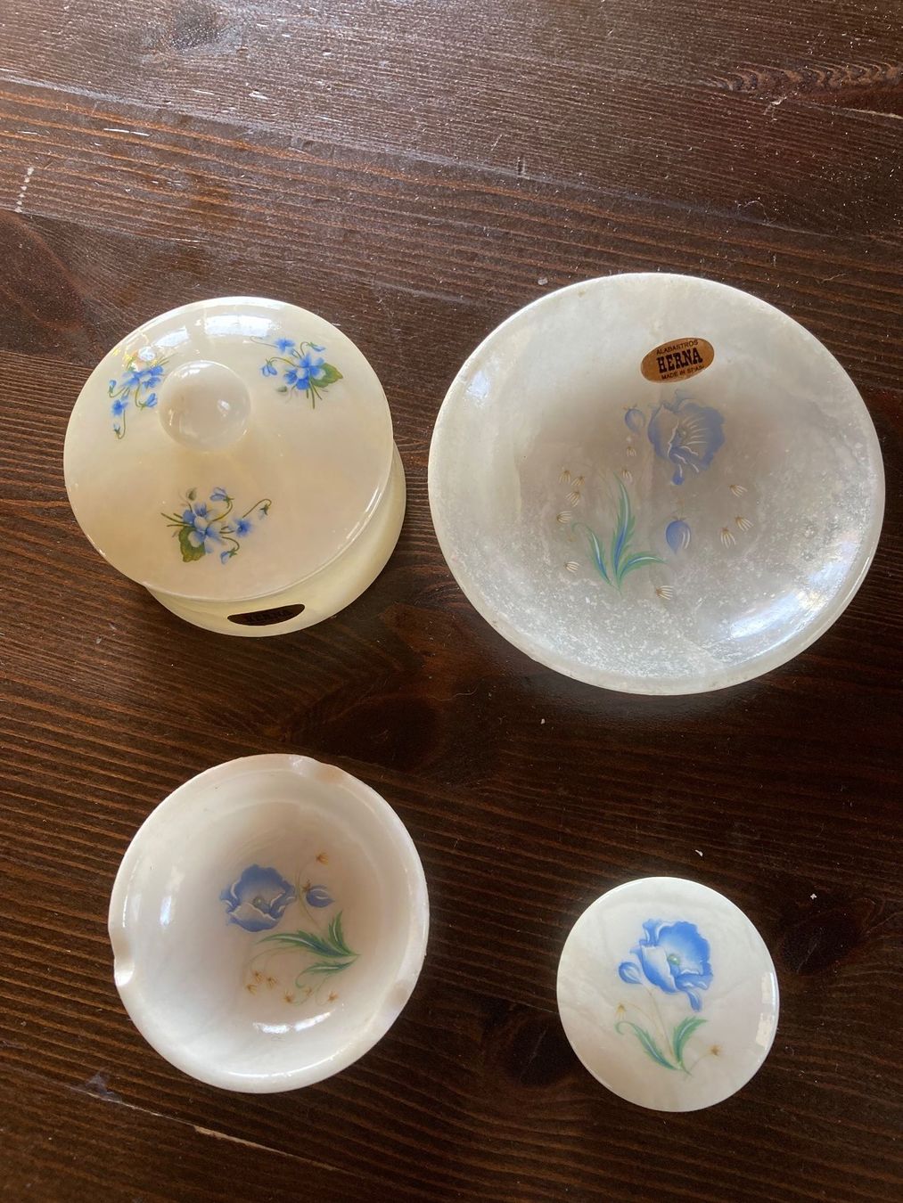 Tutte le decorazioni: HERNA Alabaster antikes Dekoset – Usato da Ruschein venduto da strudelbrown