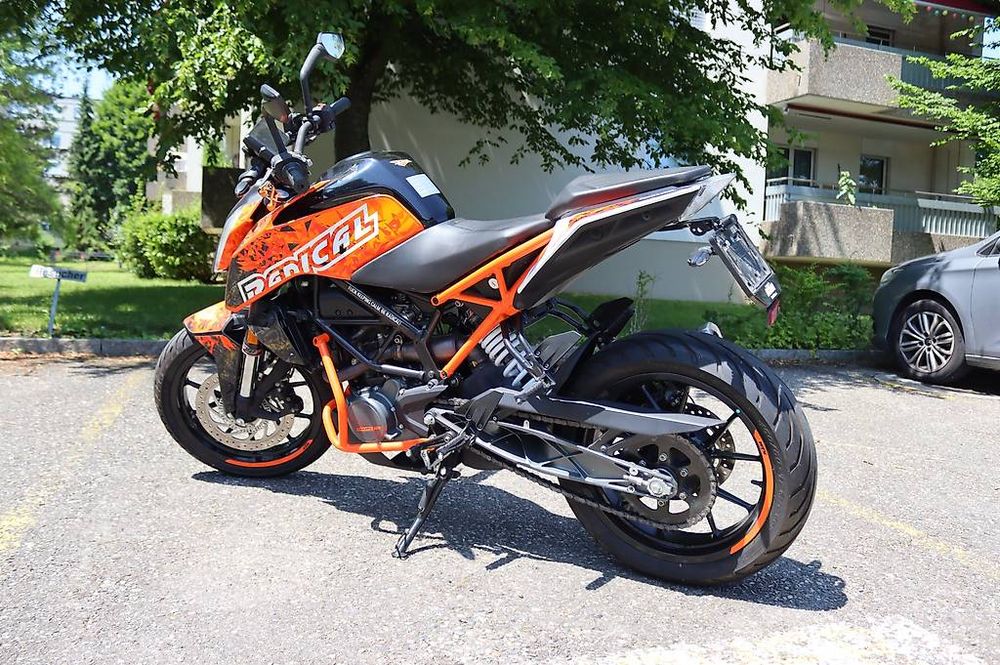 Strada: KTM Duke 125 – Usato da Frenkendorf venduto da _.Lowkey._ 1