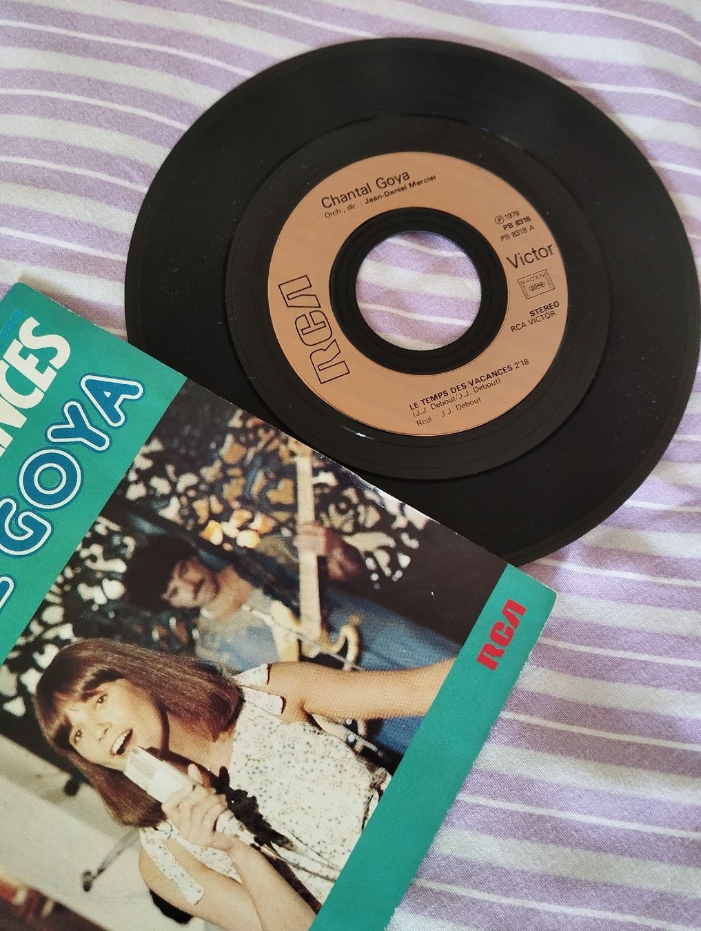 Dischi in vinile: 45 tours de Chantal Goya – Usato da Neuchâtel venduto da rod_b9kq 2