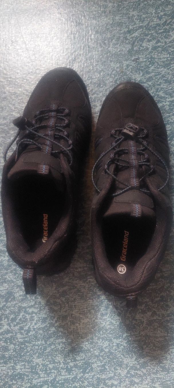 Scarpe da donna: Trekkingschuhe Graceland – Nuovo (secondo la descrizione) da Unterbäch VS venduto da Nifadi 1