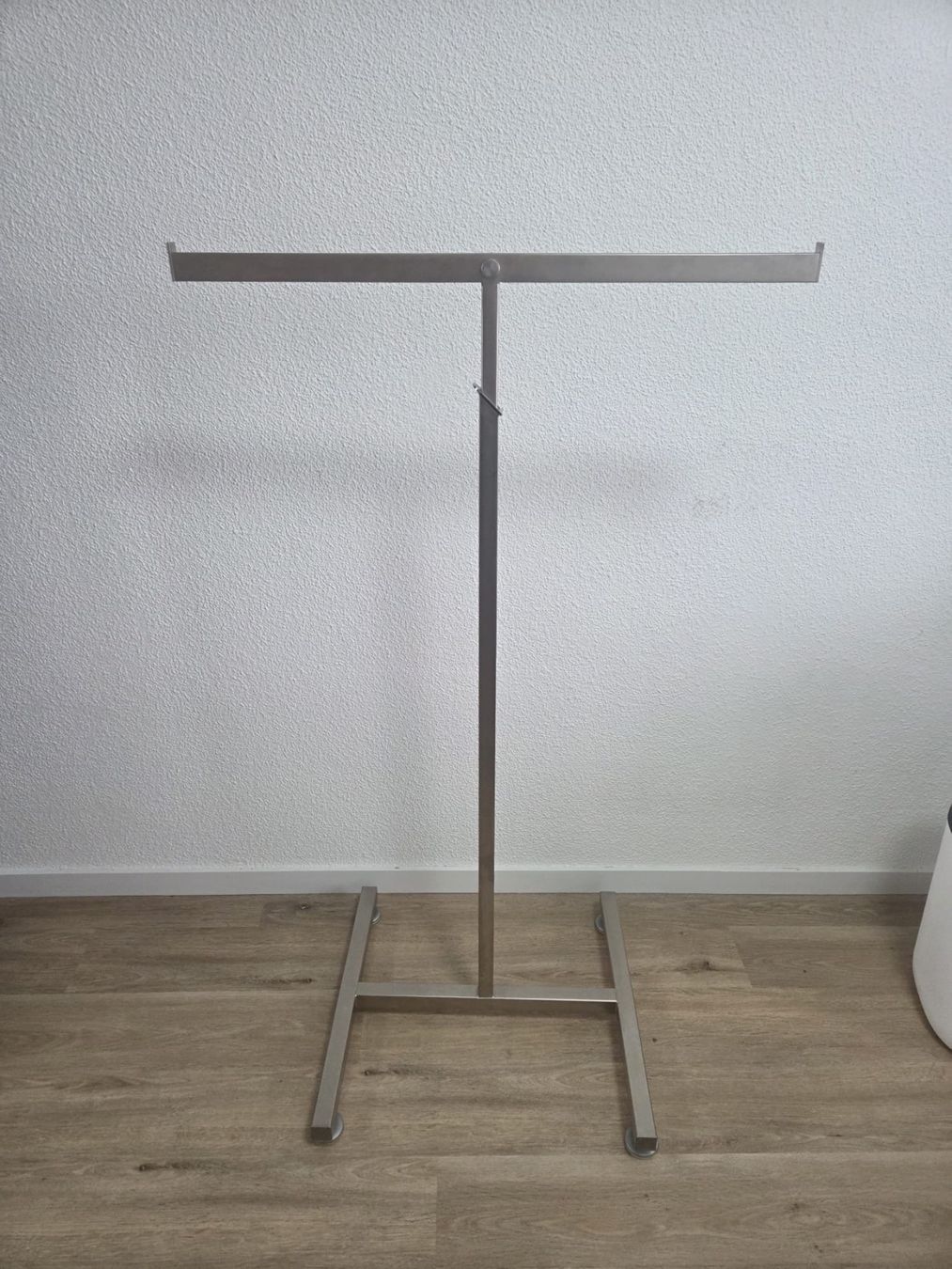 Garderobe: Kleiderständer – Gebraucht aus Turbenthal von Jonas130