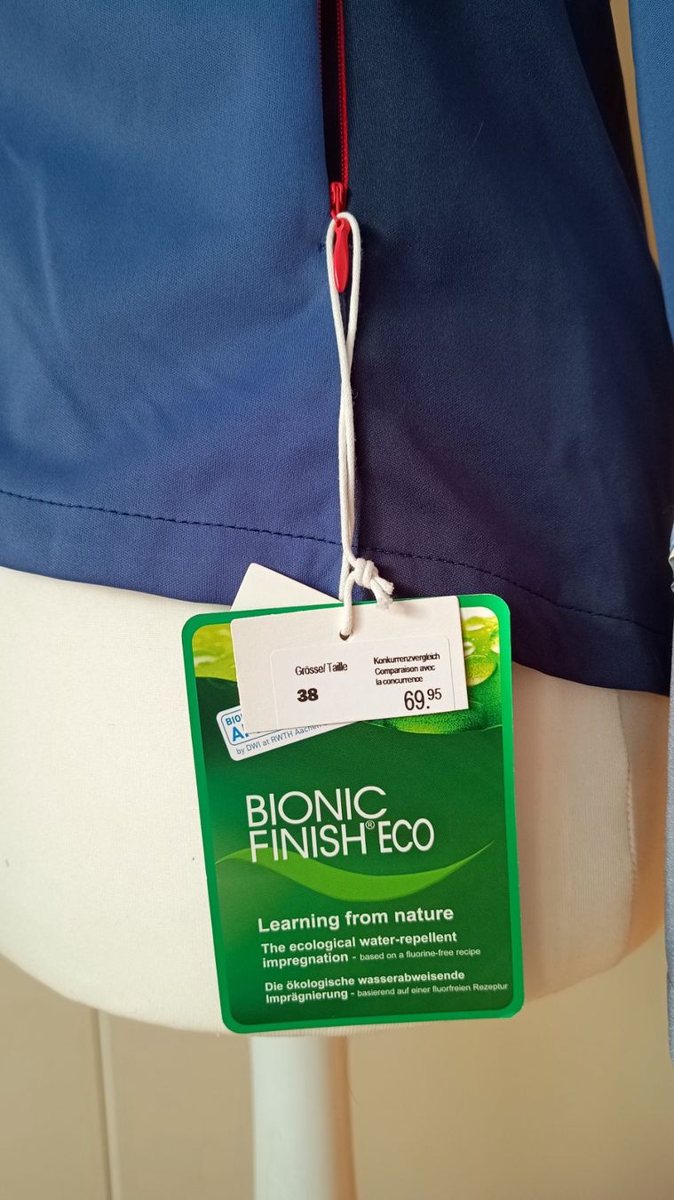 Giacche: Neue Softshell Jacke Damen Gr. 38 mit Tags! – Nuovo (secondo la descrizione) da Zürich venduto da jona8859 4
