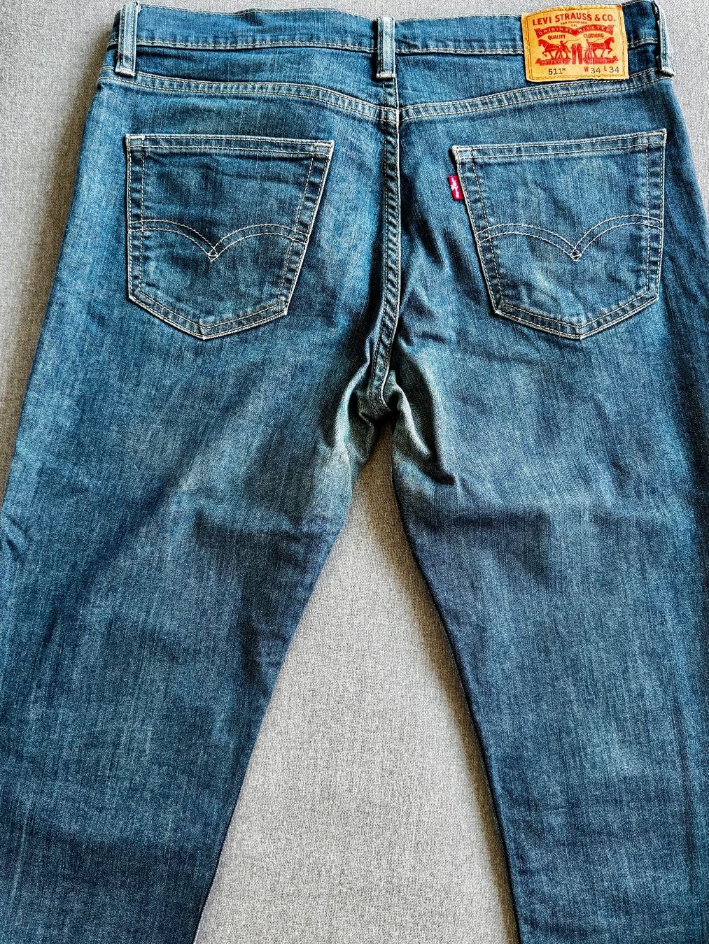 Levi's Jeans: Levis Jeans 511, 34 x 34 blau – D'occasion à Bonstetten par Moeriger 2