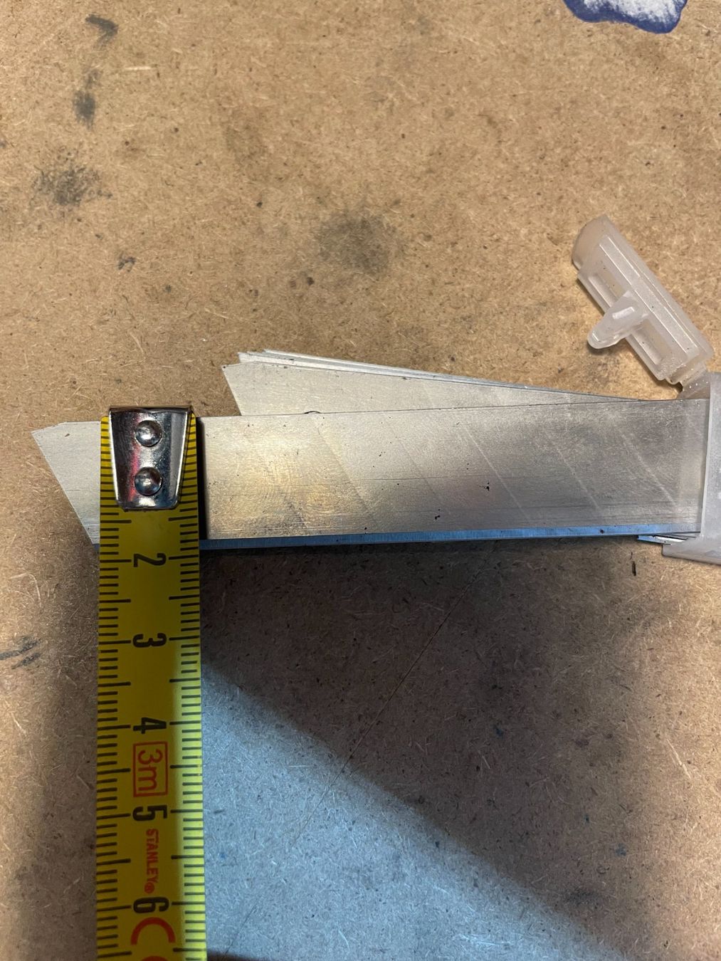 Tutti gli attrezzi: 11 lames de cutter 19 mm de large – Usato da Petit Lancy venduto da gil_hr6v 3