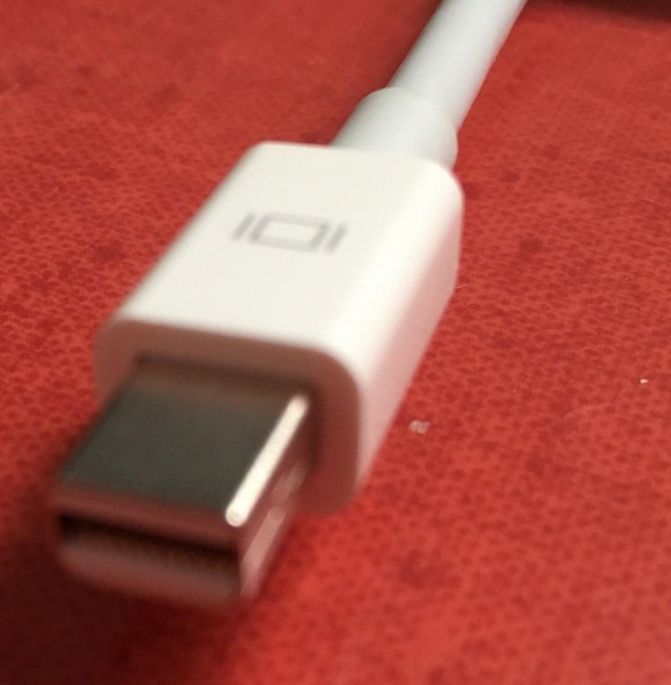Apple Lecteurs & Adaptateurs: Mini Display Port to VGA Adapter – Neuf (Voir description) à Zürich par Derrick8 2