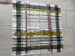 Vintage Seidentuch mit Rosenmuster, Sommer-Accessoire!