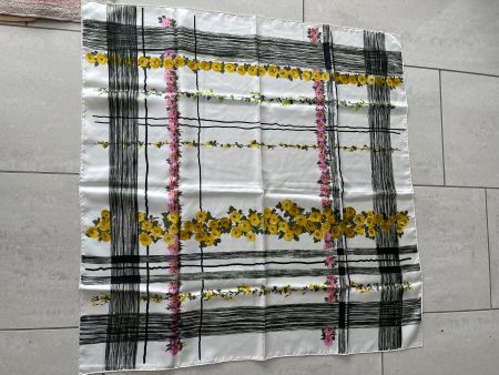 Vintage Seidentuch mit Rosenmuster, Sommer-Accessoire!
