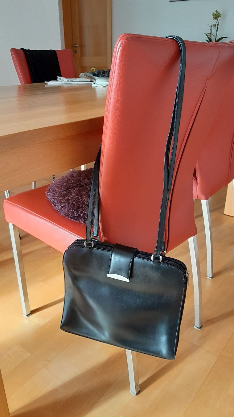 Taschen: Handtasche Leder – Gebraucht aus Innerthal von System_of_a_down 1