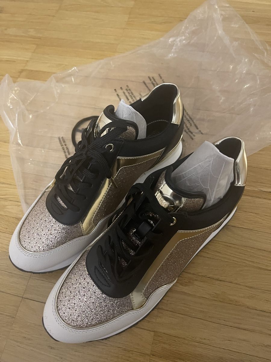 Michael Kors Damenschuhe: Michael Kors Sneaker neu  – Neu und originalverpackt aus Münchenbuchsee von ana_6vx7 1
