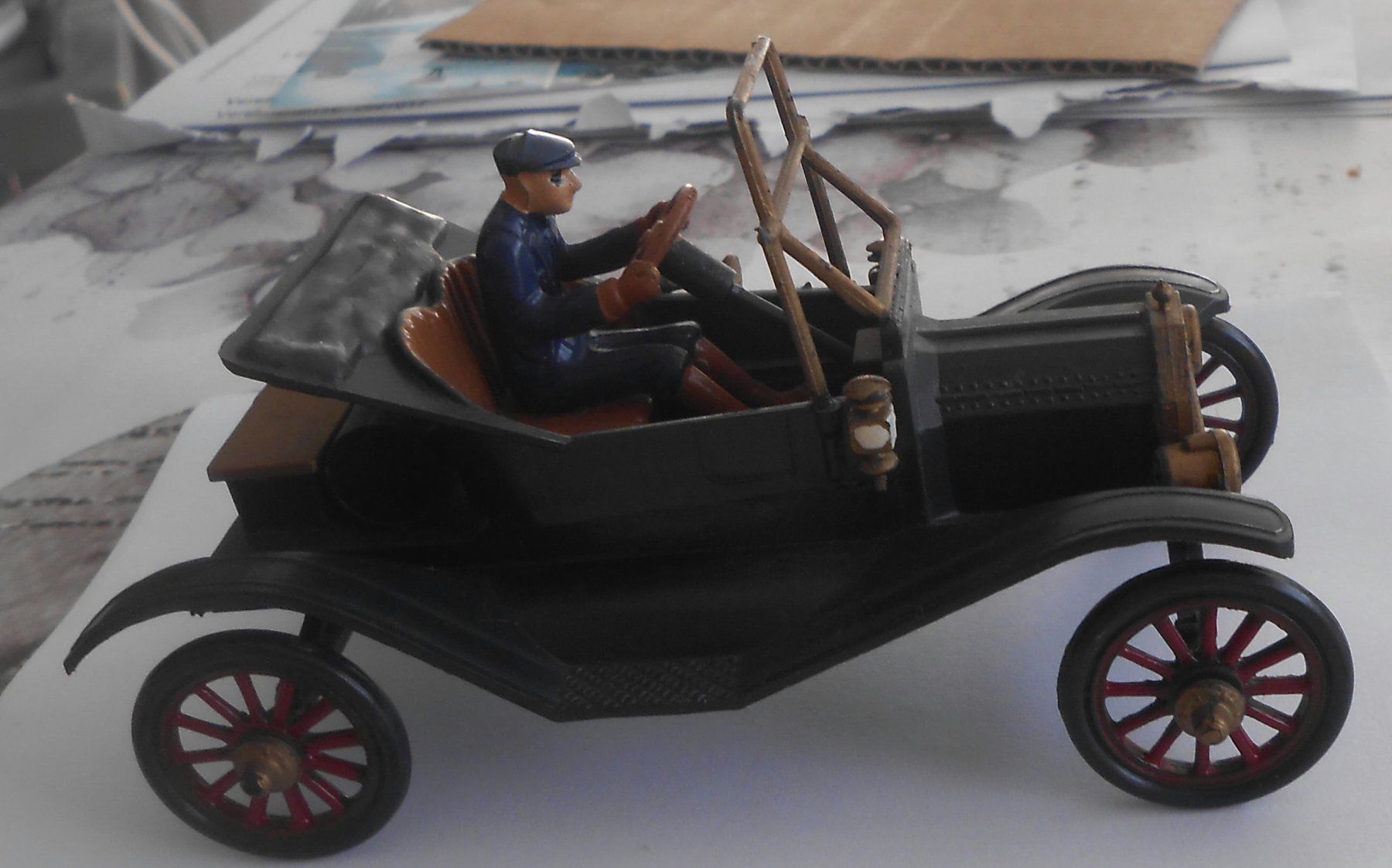 Ford Modellini d'auto: Ford Modell T Modellauto Oldtimer schwarz gebraucht – Usato da Basel venduto da Javer 1
