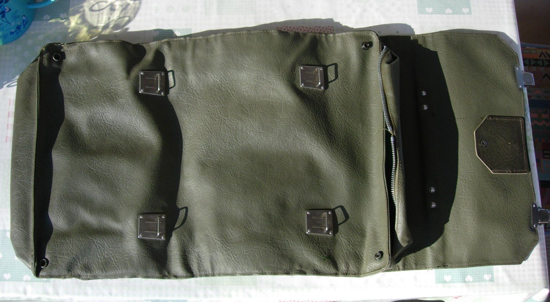 Schweizer Armee Taschen: Effektentasche -Schweizer Militär/ Offizier Tasche – Gebraucht aus Basel von Grbina64 2