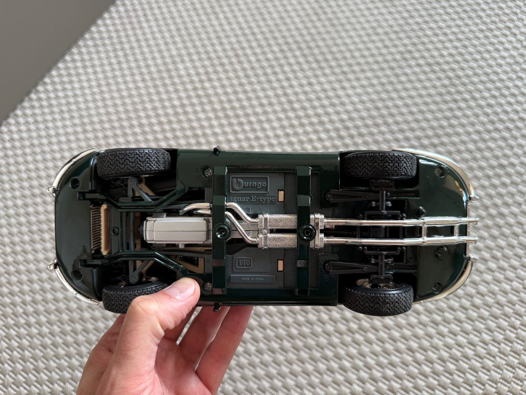 Bburago Modellini d'auto: Jaguar - E Type - 1961 - Bburago 1/18 – Usato da Epesses venduto da genfersee 7