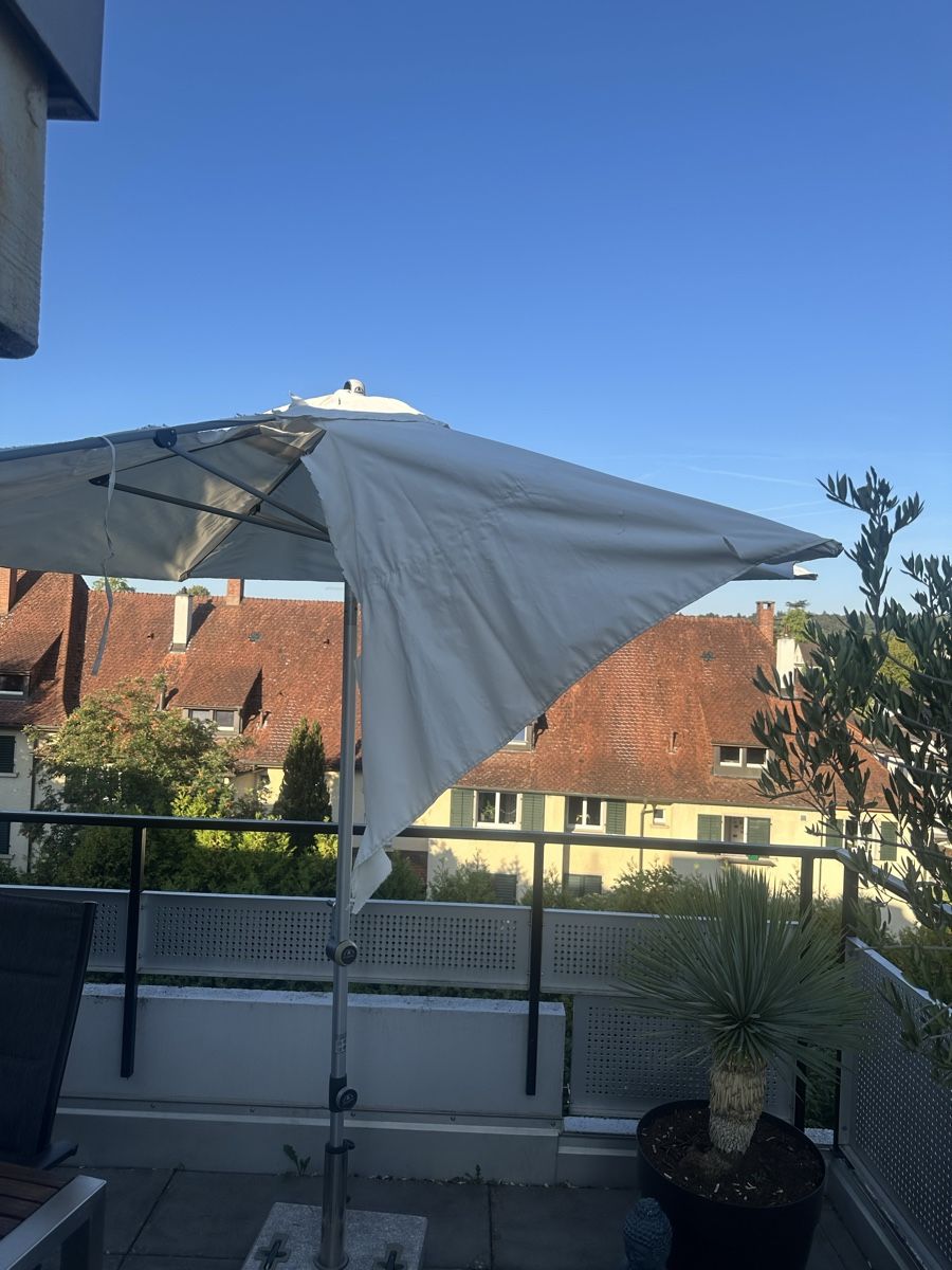 Ombrelloni: Sonnenschirm weiss gebraucht 2.8m Durchmesser – Difettoso da Schaffhausen venduto da MarcoM.92 1