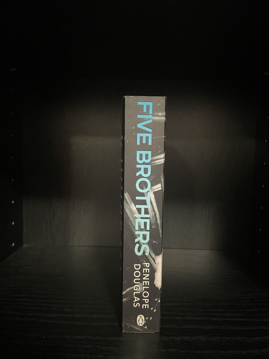 Libri: Five brothers by Penelope Douglas EN – Nuovo (secondo la descrizione) da Münchenstein venduto da yal_c6lx 1