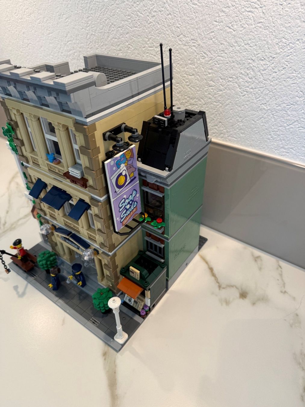 Lego Baukästen: Lego 10278 Polizeistation – Gebraucht aus Meisterschwanden von Bigi1 3