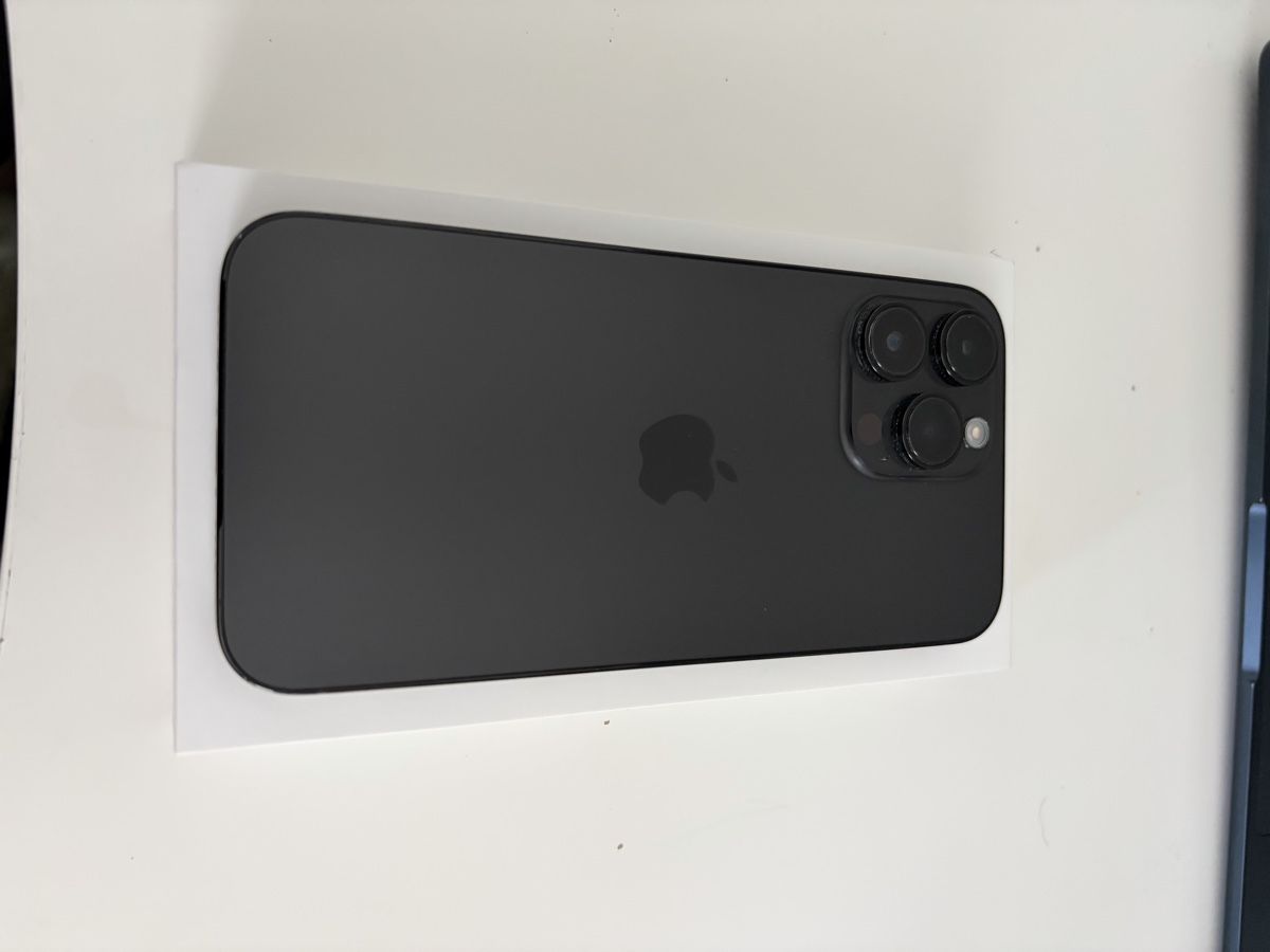Apple Portables: iPhone 14 pro max 256GB – Défectueux à Gelterkinden par maroni10 1