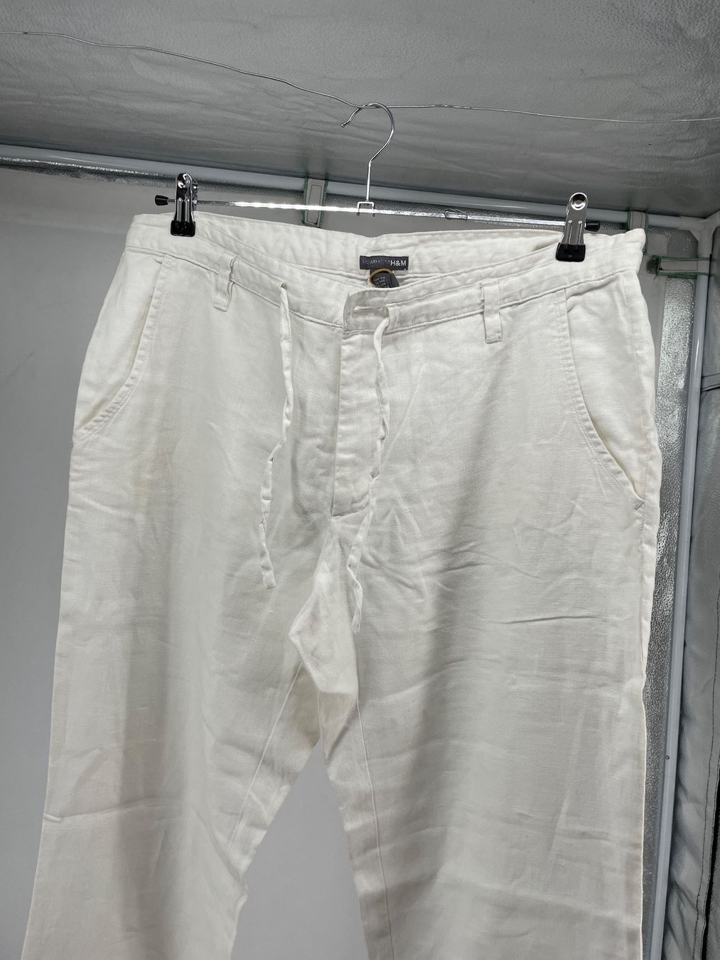 H&M Pantaloni: H&M pantalon blanc taille 54 – Usato da Lausanne venduto da PlusValue_Lausanne 1
