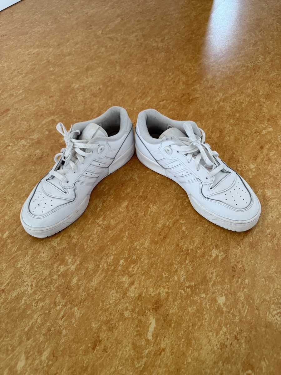 Adidas Chaussures hommes: Adidas Sneaker – D'occasion à Weite par fabian.stoeber 2