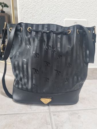 Maison Mollerus Beuteltasche schwarz