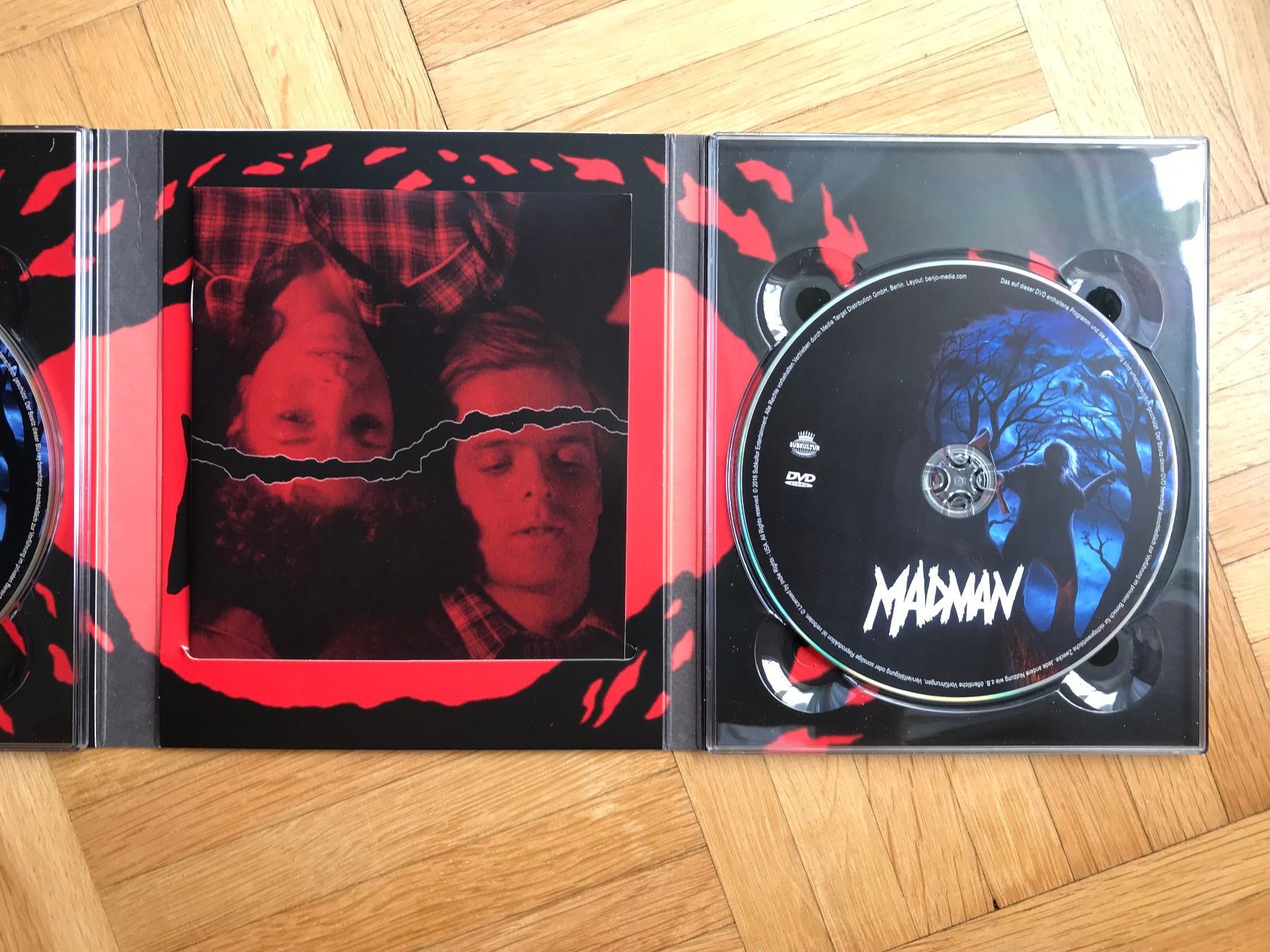 Tutti i DVDs: Madman - Digipak Cover B - Blu-ray + DVD – Nuovo (secondo la descrizione) da Zürich venduto da Malcom 2