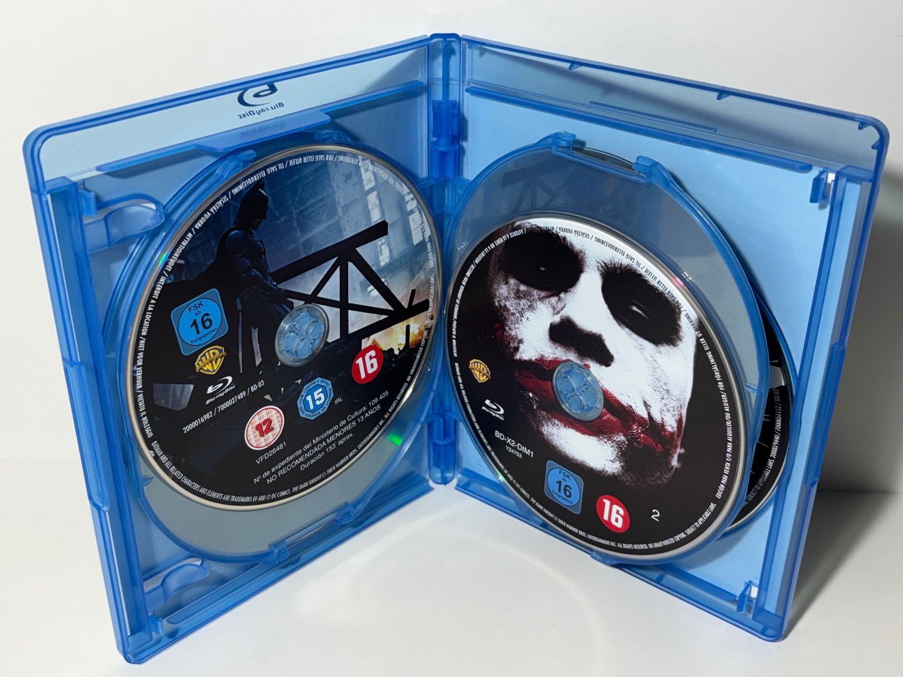 Alle DVDs: Batman - The Dark Knight Trilogie Blu Ray – Gebraucht aus Wilderswil von Sstriker 3