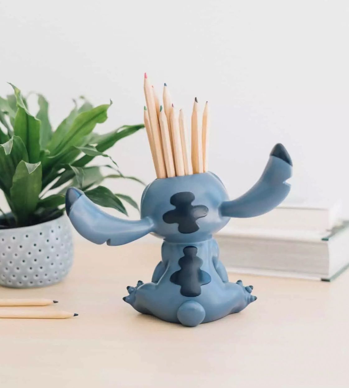 Crayons, crayons de couleur & craies: STITCH - PORTE-CRAYON – Neuf avec emballage d'origine à Châtelaine par BONNE_AFFAIRE 4
